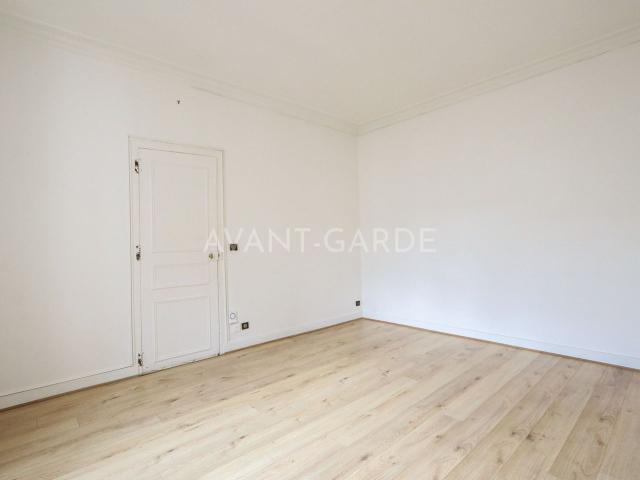 2 Pièces VIDE Rue Didot 75014 Paris