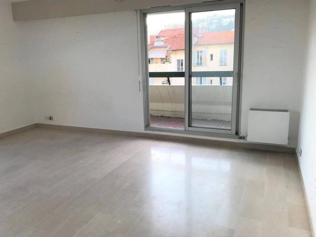 2 pièces vide Trachel/Gambetta