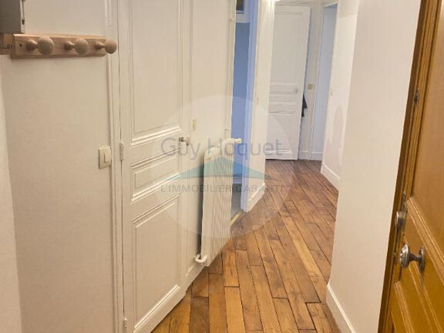 2 Pièces Vide 35m² Rue de Capri 75012 Paris