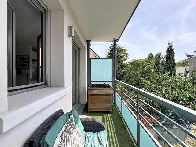 2 pièces avec Balcon