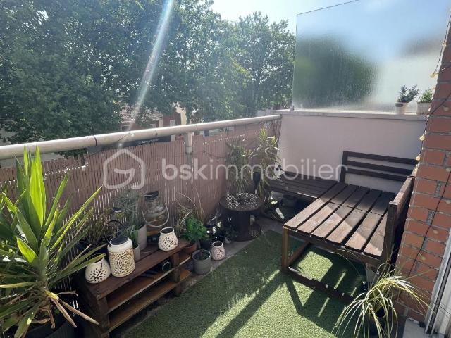 2 pièces avec balcon