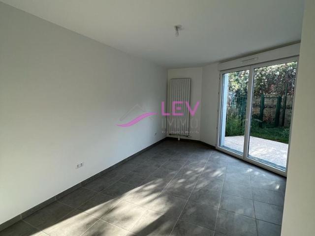 2 PIECES AVEC TERRASSE CHAMPIGNY SUR MARNE