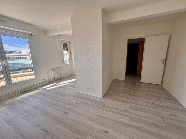 2 Pièces avec Terrasse et Parking