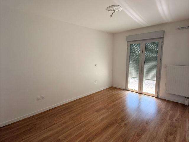 2 pièces avec terrasse, jardin et parking couvert ? Résidence récente