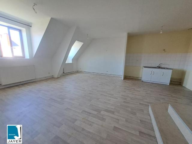 2 PIECES CENTRE VILLE