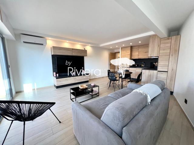 2 Pièces Coeur de Ville avec Parking ! 46m² Cavalaire sur Mer