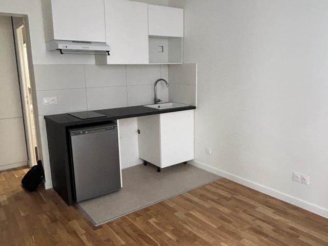 2 pièces de 26 m2 Rue Arthur Groussier, Paris 10e