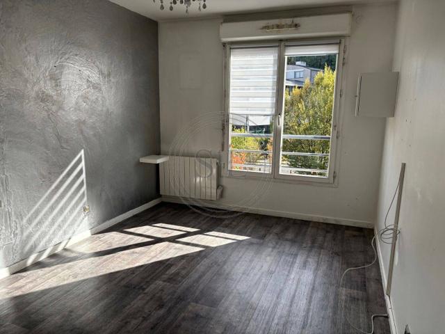 2 PIECES ISSY LES MOULINEAUX