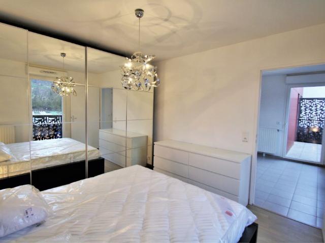 2 PIECES MEUBL SARTROUVILLE