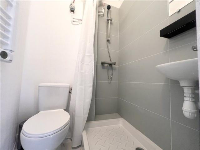 2 pièces Meublé 34,85 m² 4ème étage Colocation non autorisée