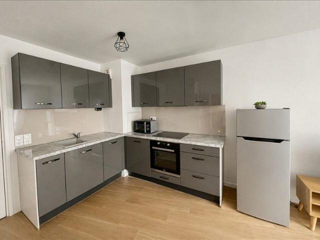 2 pièces Meublé 41,08 m² 3ème étage Colocation non autorisée