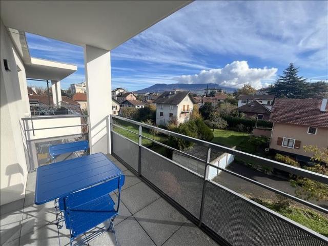2 pièces Meublé 41,9 m² 3ème étage Colocation non autorisée