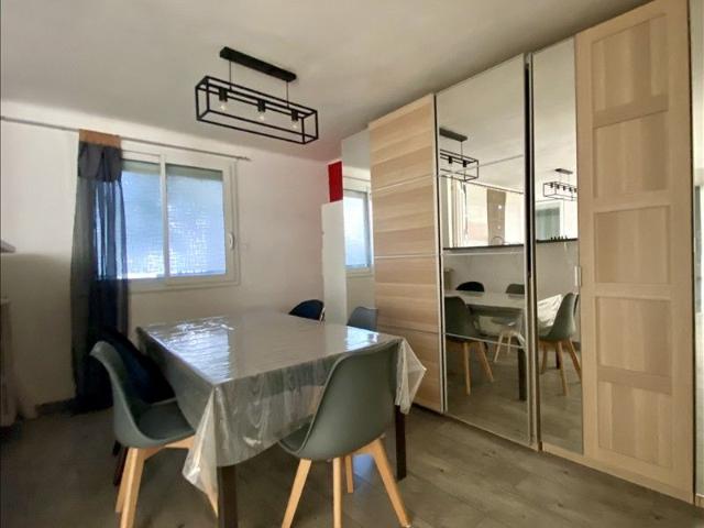 2 pièces Meublé 66,4 m² RDC Colocation non autorisée