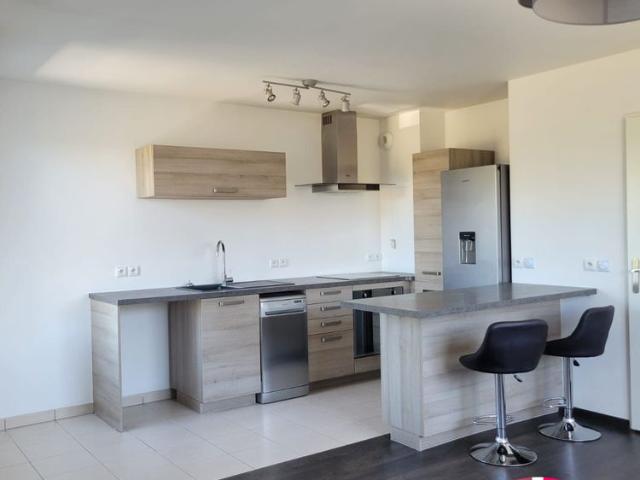 2 PIECES MEUBLE