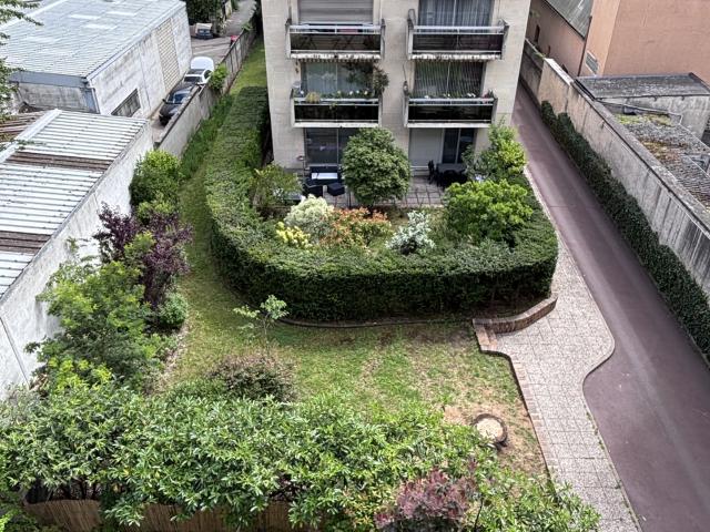 2 PIECES MEUBLES CHOISY LE ROI 49M2