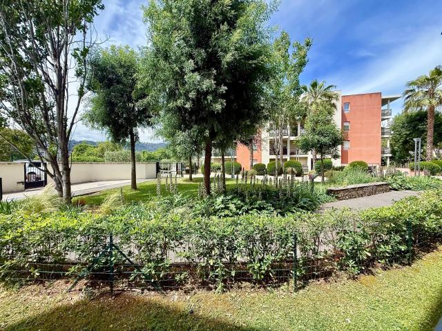 2 Pieces / Nice St Isidore 36m² Nice