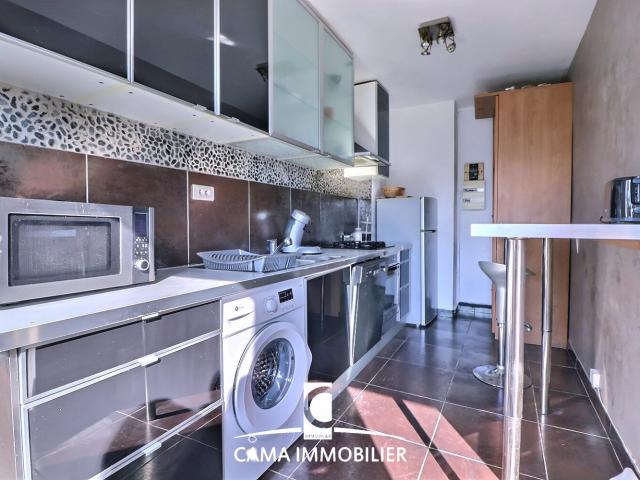2 PIECES SPACIEUX LUMINEUX PARKING RESIDENCE AVEC PISCINE