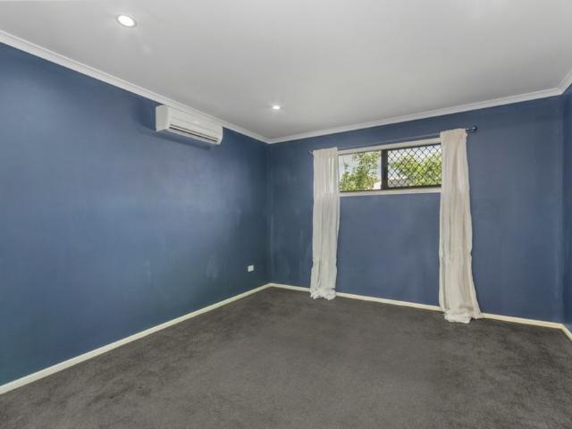 2 Pincer Court, Bushland Beach