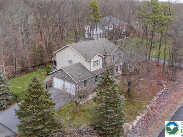 2 Pinewood Cir, Hazleton, PA 18202 | MLS #PASK2027