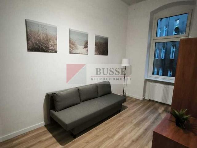 2 pokoje w centrum | Odświeżone | Niski czynsz