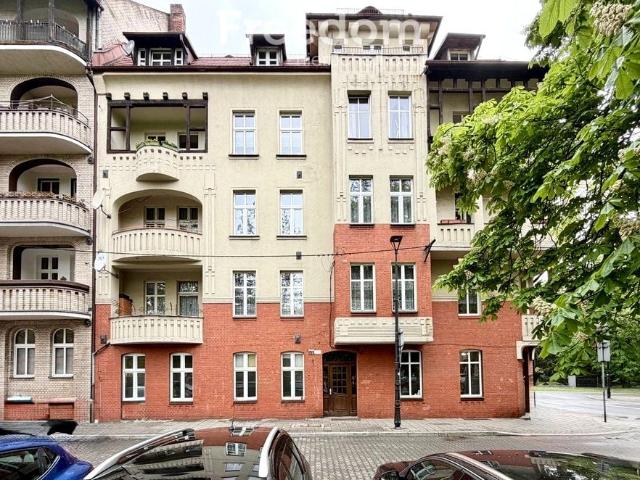 2 pokoje w stylowej kamienicy Pl. Wolności 2 Plac Wolności, Siemianowice Śląskie
