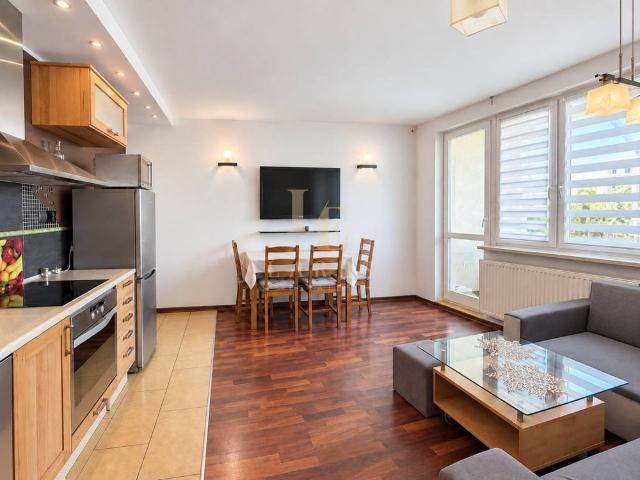 2 pokoje | Balkon | Metro Kodnratowicza | Targówek