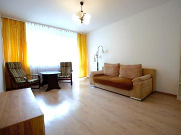 2 pokoje, balkon, parter, Uroczysko, parking Kielce