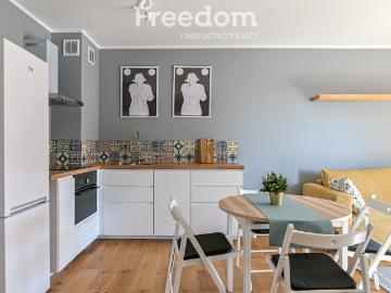 Mieszkanie w bloku mieszkalnym wysoki standard 37,60 m² na wynajem ul. Szkolna, Reda