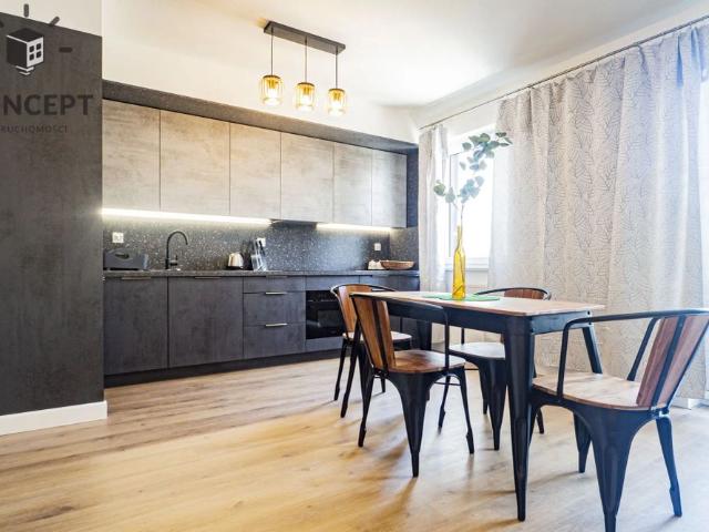 2 pokoje, garaż, balkon Oporów