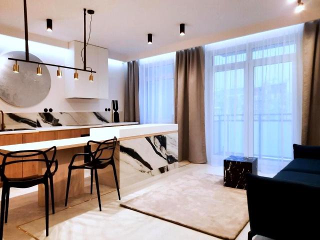 2 pokoje po remoncie z balkonem, Pogonowskiego 70 Łódź, Polesie