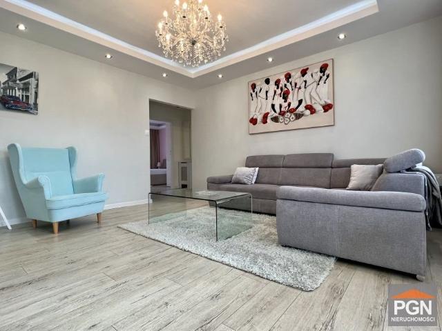 2 pokojowe mieszkanie 54 m² z balkonem i komórką zapraszam