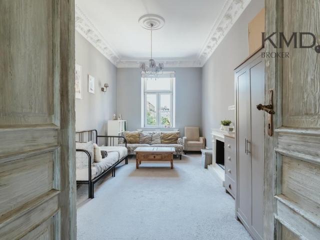 2 pokojowe mieszkanie po remoncie w kamienicy 49,83 m²