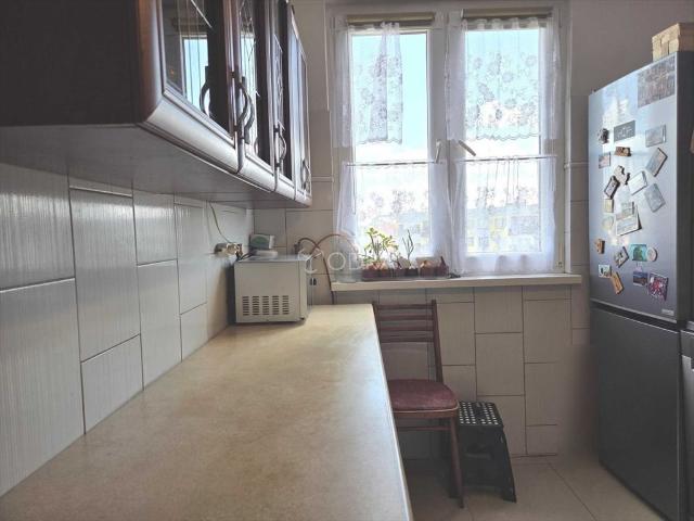 2 pokojowe mieszkanie w centrum Jelcz Laskowic, do odświeżenia