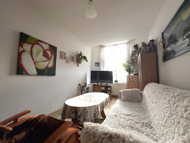 2 pokojowe mieszkanie w Stargardzie kamienica, ogródek
