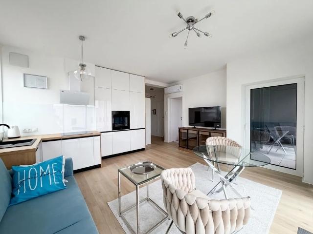 2 pokojowe mieszkanie z klimatyzacją | Towarowa 39 37.18 m²