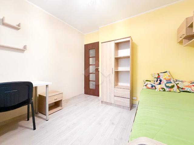 2 pokojowe mieszkanie z osobną kuchnią 40m2 Oś Cegielniana