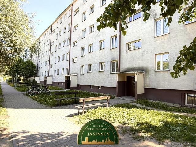 2 pokojowe mieszkanie z parkingiem i piwnicą polecam