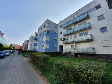 2 pokojowe, niezależny układ, balkon, winda, nieumeblowane, Grunwaldzka, 1990 zł/m c