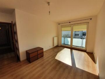 2 pokojowe, niezależny układ, balkon, winda, nieumeblowane, Grunwaldzka, 1990 zł/m c