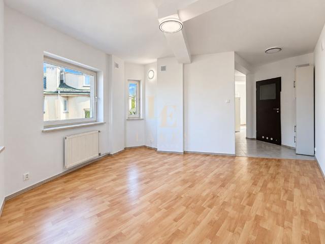 2 Poziomy | 62 m2 | Osobna Kuchnia | 2 łazienki