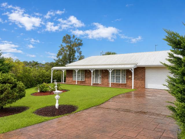 2 Princeville Court, ROBINA, QLD 4226