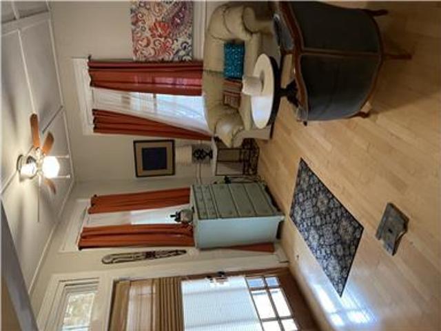2 Private Efficiency Rooms With En Suites