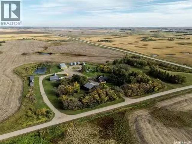 2 Quarters With Yard, Longlaketon Rm No. 219, SK, S0G 1J0 fa.