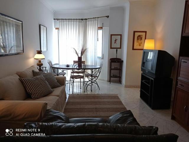 2 quarto, Almada Almada 2825 488 105807051