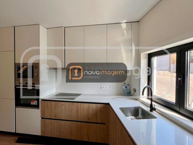 2 quarto, Aveiro Aveiro 3810 105046735