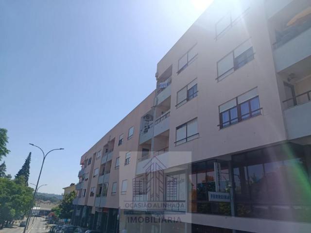 2 quarto, Coimbra Oliveira do Hospital 3400 103958870