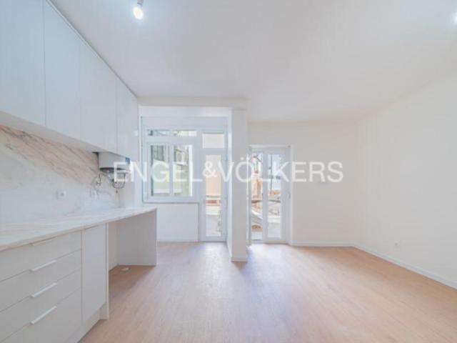 2 quarto, Lisboa Lisboa 1000 046 LS104945978