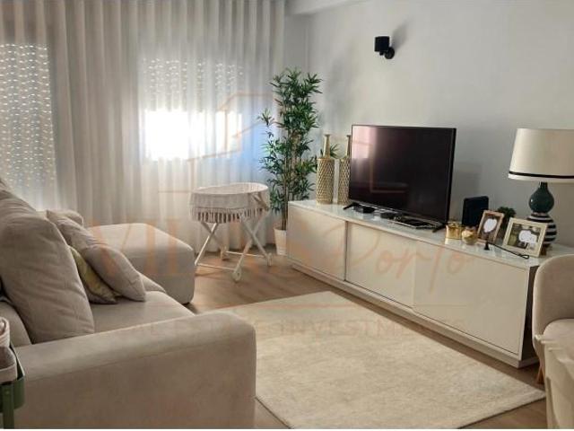 2 quarto, Paredes Paredes 4580 439 105884824