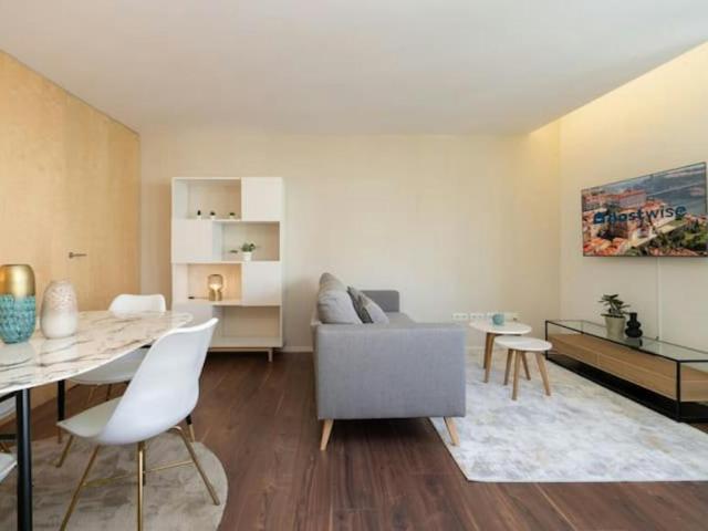 2 quarto, Porto Porto 4050 040 104183543