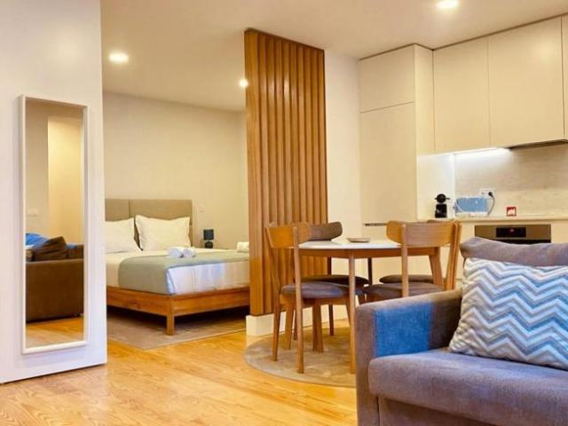 2 quarto, Porto Porto 4050 093 103612777